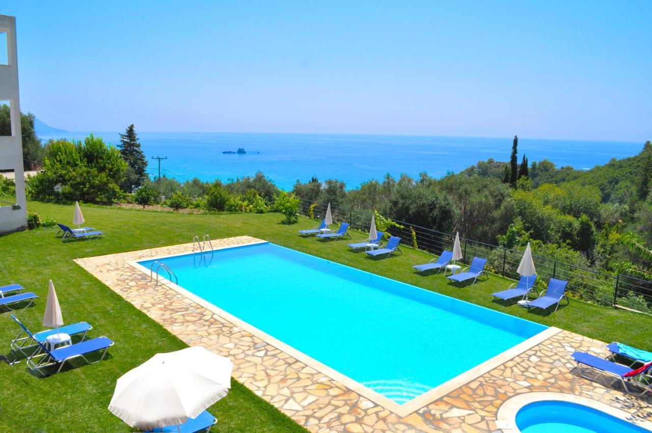 Luxury Loft Apartment With Pool - Pelekas Beach, Corfu Eksteriør bilde