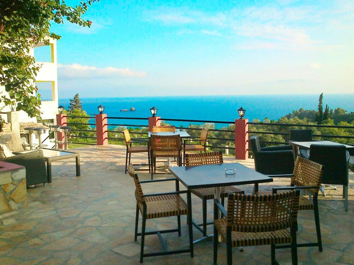 Luxury Loft Apartment With Pool - Pelekas Beach, Corfu Eksteriør bilde