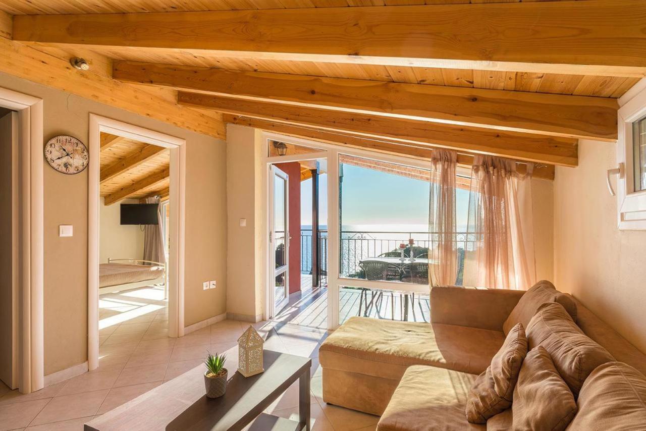 Luxury Loft Apartment With Pool - Pelekas Beach, Corfu Eksteriør bilde