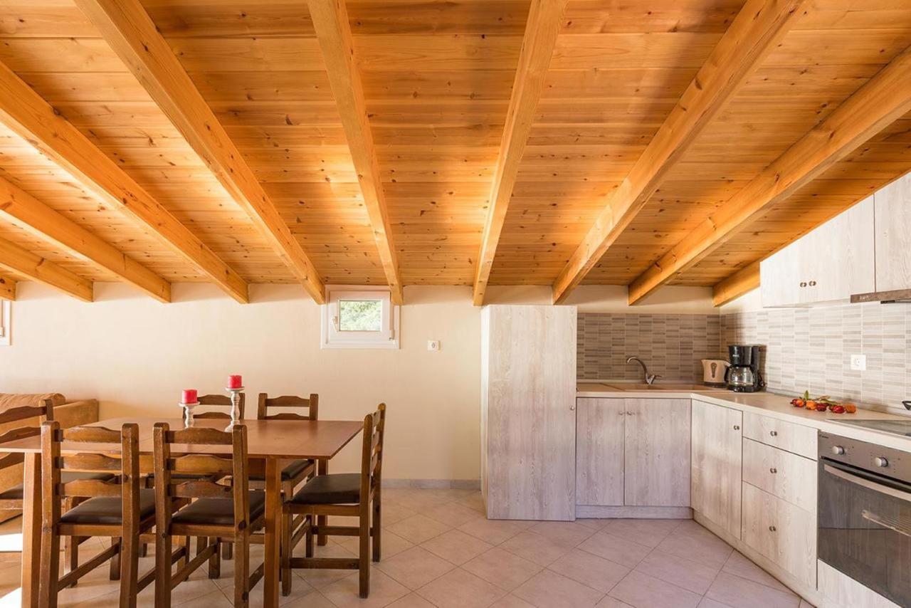 Luxury Loft Apartment With Pool - Pelekas Beach, Corfu Eksteriør bilde