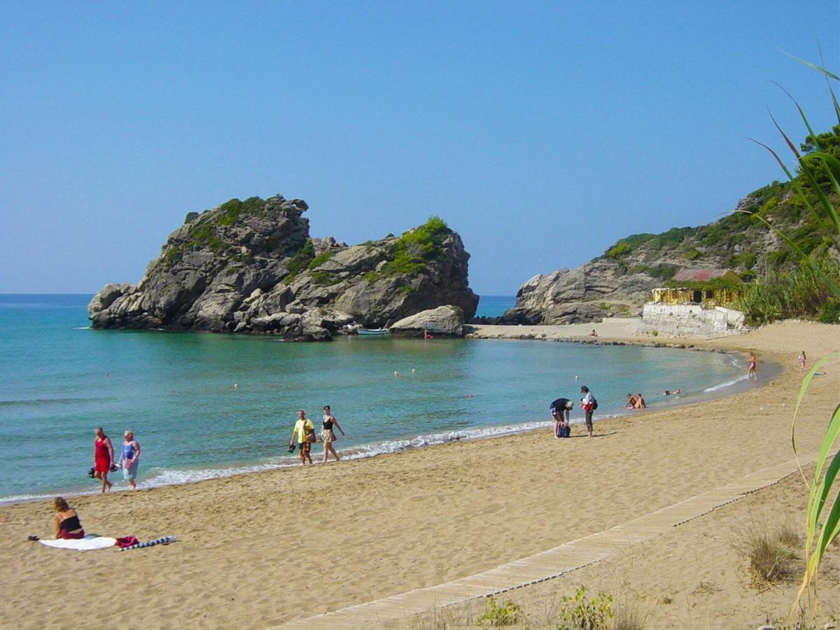 Luxury Loft Apartment With Pool - Pelekas Beach, Corfu Eksteriør bilde